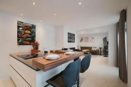 Modern City Centre Apartment Just Steps from Mirabell Palace in Salzburg, Österreich
