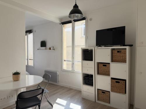 Studio calme à deux pas des Champs-Elysées