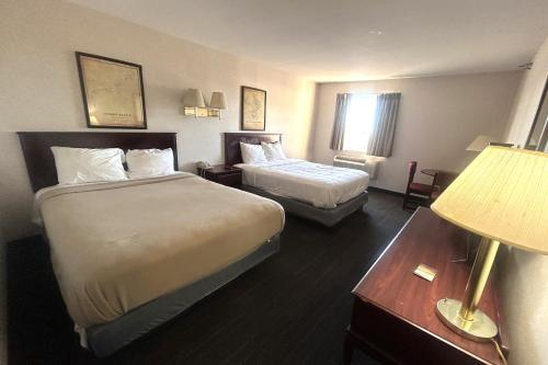 Osage Village Inn - image 6