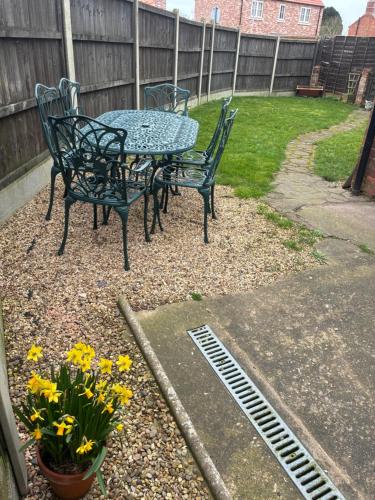Charming 3-Bed Home in Quaint Lincolnshire Village in Great Hale