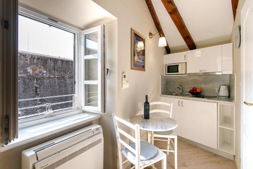 Ragusa City Walls Apartments 3