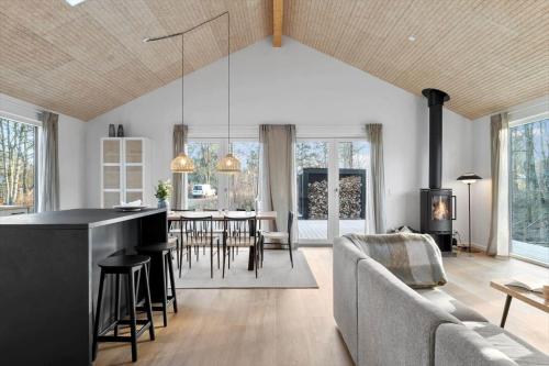 HA401-Hals-Lyngtoftegard-7 in Hou