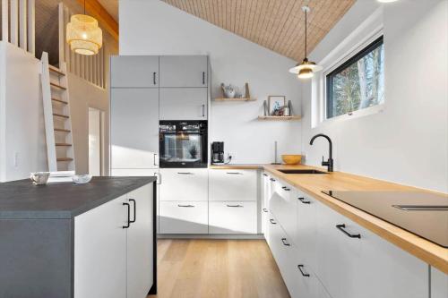 HA401-Hals-Lyngtoftegard-7 in Hou