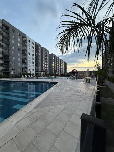 Apartamento con Piscina en Ricaurte