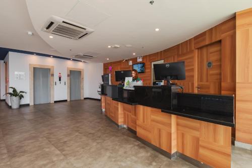 ردهة, Ibis Styles Macaé (Ibis Styles Macae) in ماكي
