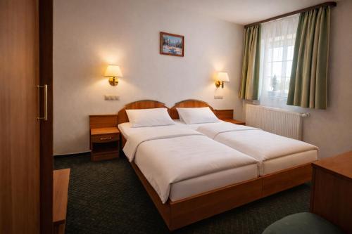 Economy Double or Twin Room
