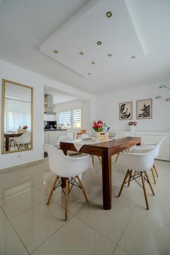 Moderne 3 Zimmer Wohnung nur 20 min von Frankfurter Flughafen und Zentrum in Obertshausen