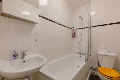 Bright Studio near Borough and The Shard - image 26