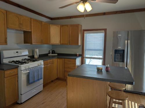 Private Room in 3-bedroom apartment in 米德爾伯勒