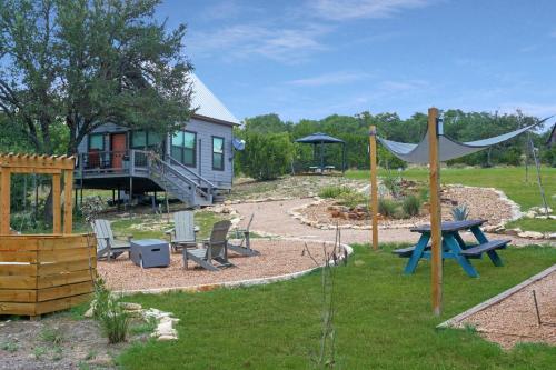 Arbor House of Dripping Springs - Safari House in Dripping Springs, USA