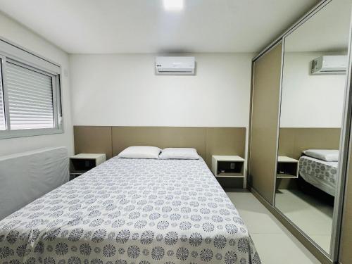 Palm Beach Residence – Apartamento espaçoso com 3 suítes na Praia de Palmas para até 8 pessoas. - image 3