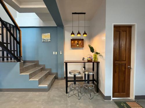 Luxea Flexstay I - Spacious Duplex Home in San Francisco