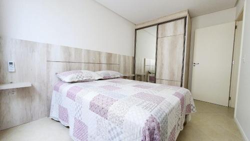 Residencial Yasmin - Apartamento espaçoso na Praia de Palmas com 3 quartos totalmente equipado e mobiliado muito confortável e com excelente localização. - image 5