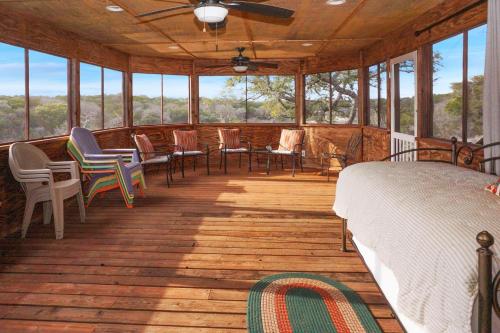 Burnett Ranch Cabins- Prickly Pear in Wimberley, USA