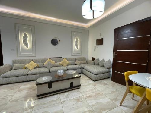 SAKN 8 - Two Bedroom Apartment - image 14