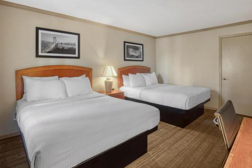 SureStay Plus Hotel by Best Western Mountain View - image 38