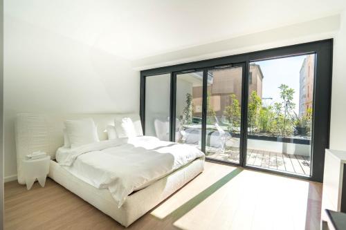 Luxury studio with sea view terrace 2 meters from Monaco