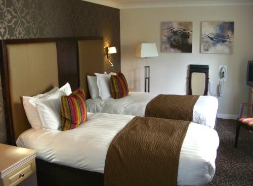 Best Western Ivy Hill Hotel Ideally located in the prime touristic area of Chelmsford, Best Western Ivy Hill Hotel promises a relaxing and wonderful visit. The property features a wide range of facilities to make your stay a ple