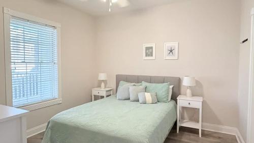 Beautiful ground floor Golf View condo - image 2
