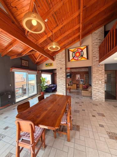 Departamento amplio sobre la peatonal con 3 habitaciones