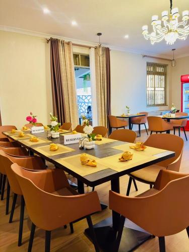 JW Kate Hotel & Conference Centre Kagadi in Kyenjojo