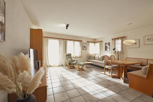 Gemütliche Ferienwohnung in Ladir bei Flims Laax (Gemutliche Ferienwohnung in Ladir bei Flims Laax) in Surselva