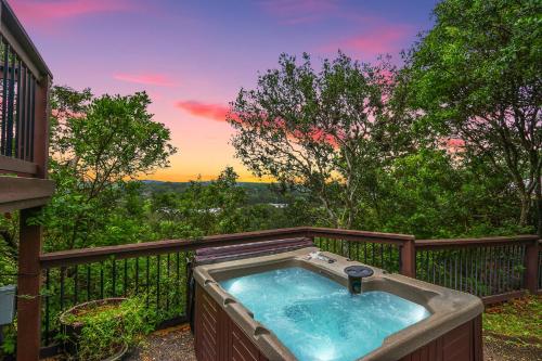 Clutter Falls Retreat - Main House - New Braunfels, TX
