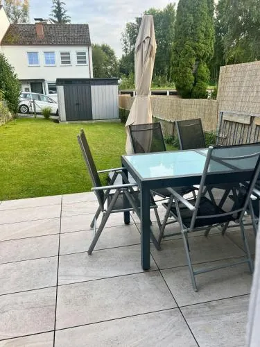 Modernes Reihenhaus mit Terrasse drei Schlafzimmer fuer sechs Personen in Lenzfried, Deutschland