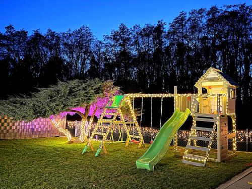 Familienfreundliche Ferienwohnung mit Garten & Spielplatz nahe Nürnberg Playmobil FunPark in Veitsbronn, Deutschland
