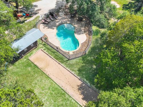 Wimberley Log Cabins Resort and Suites- The Oak Lodge in Wimberley, USA