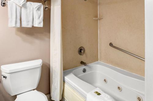 Morro Shores Inn And Suites - image 43