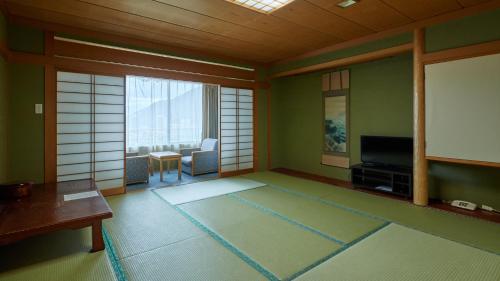 温泉ホテル東洋 in Yamanashi