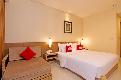 ZEN Rooms Benesari 6 Legian Kuta Bali