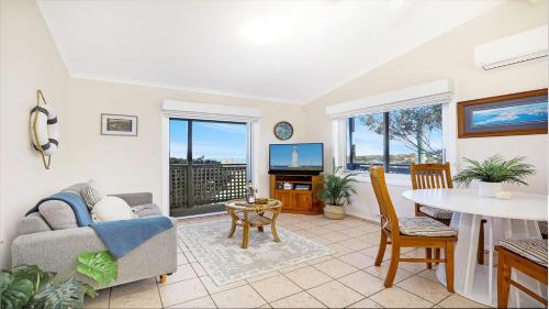 Flipside Apartment