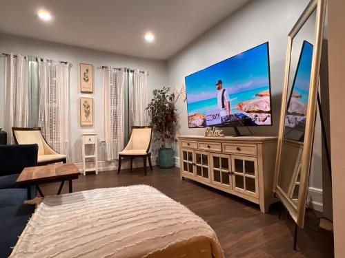 Cozy Private Room In a Shared Home Minutes from NYC, METLIFE and AMERICAN DREAM MALL - Harlem River, NY