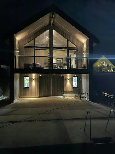 Viesnīcas āriene, Boat House With Sea Views An Hour From Bergen in Nautnes