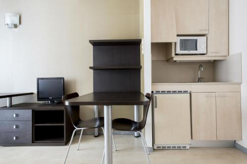 Residencia Universitaria Resa Damia Bonet, Valencia (photo 9)