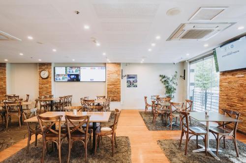 餐廳, Royal Hotel Orange in 奧蘭治