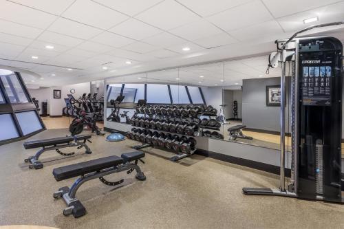 Hilton Grand Vacations Chicago Downtown Magnificent Mile - image 21