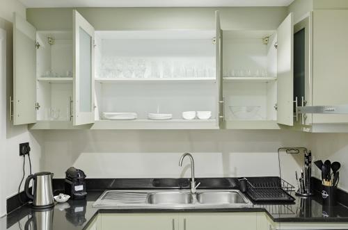 StoneTree - Beach access - 3BR with maids- 15th floor - image 25