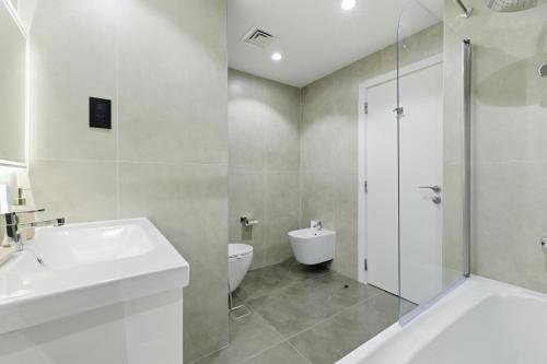 StoneTree - Beach access - 3BR with maids- 15th floor - image 28