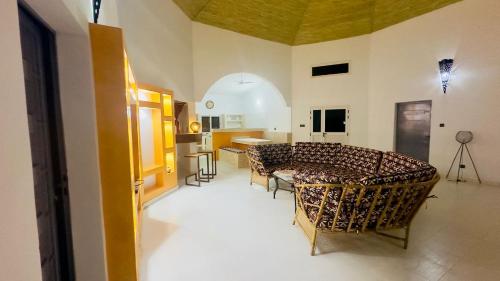 Létesítmények, Keur Tisserin in Sintian