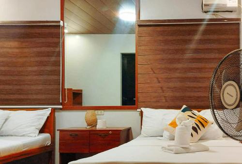 room detail thumbnail 0