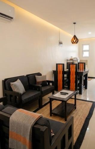 Clark International Airport Whiz Stay Transient House - Iba Clark International Airport Whiz Stay Transient House - Iba