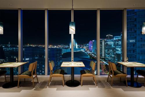 레스토랑, 힐튼 가든 인 요코하마 미나토미라이 (Hilton Garden Inn Yokohama Minatomirai) in 미나토 미라이 21