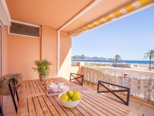 Apartamento de 3 Dormitorios Vista al Mar - HISP-288-54 - image 5