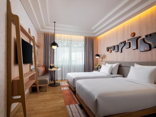 2 twin beds
