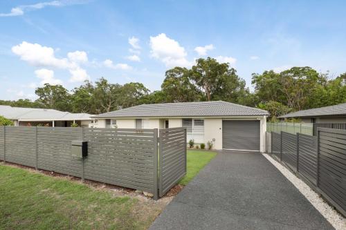 Coastal Luxe on Sandy in Salamander Bay