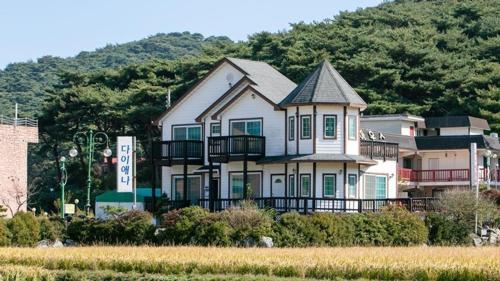 태안 파인 포레스트 하우스 펜션