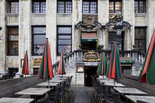 ร้านค้า, อีซีโฮเต็ล บรัสเซลส์ ซิตี้ เซ็นเตอร์ (easyHotel Brussels City Centre) near ถนนรูเดสบุชเชอร์